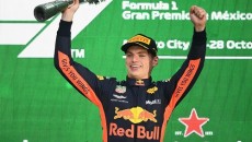 Max Verstappen (Red Bull) wygrał wyścig mistrzostw świata Formuły 1 o Grand […]