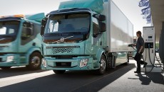 Pierwsze w pełni elektryczne samochody ciężarowe Volvo Trucks – śmieciarka oraz pojazd […]