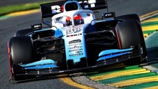 Lewis Hamilton w Mercedesie wygrał wyścig mistrzostw świata Formuły 1 o Grand […]