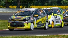 Nikodem Wierzbicki wywalczył drugie miejsce w pierwszym wyścigu 4. rundy KIA Platinum […]
