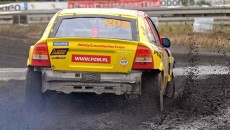 Przy zmiennej pogodzie rozegrana została na torze w Toruniu finałowa, siódma runda […]
