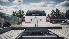 Hak holowniczy daje możliwość możliwość podłączenia do niego przyczepy. Nawet najlepiej wykonane […]
