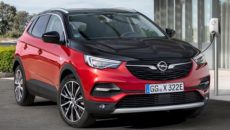 Opel wprowadza do sprzedaży SUV‑a w wersji PHEV z napędem na przednie […]