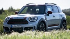 Nowe MINI John Cooper Works Countryman zostało stworzone do jazdy w każdych […]