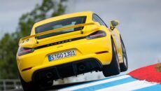 Porsche 718 z 6-cylindrowymi silnikami typu bokser o pojemności 4,0 litra można […]