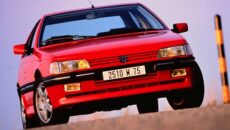 Na początku lat 90. na rynku pojawił się Peugeot 405 w sportowej […]