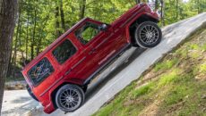 Od 1979 roku jest produkowana Klasa G. Off- roadowy pojazd po czterdziestu […]