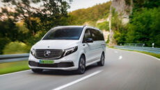Polscy użytkownicy rodzinnego vana Mercedes-Benz EQV mogą skorzystać z kompleksowego podejścia do […]