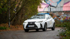 Lexus UX, najchętniej kupowany model marki w Europie, otrzymał szereg modyfikacji, które […]