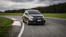 Nowy Abarth 695 75° Anniversario: limitowana edycja wyprodukowana jedynie w 1 368 […]