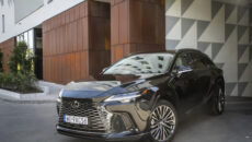 Lexus przygotował ofertę specjalną na koniec roku. W salonach marki dostępne są […]