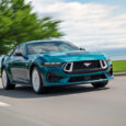 Nie można mówić o latach 80. nie wspominając o Fordzie Mustangu Fox […]
