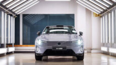 Volvo Cars rozpoczęło produkcję nowego, w pełni elektrycznego modelu ES90. To samochód […]